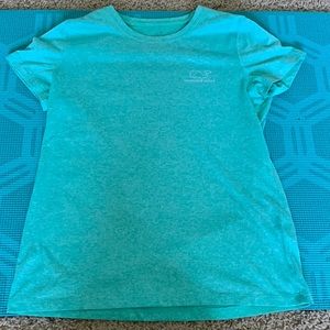 Vineyard Vines performance t-shirt